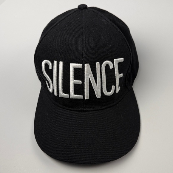 Aldo Black Cap with White Embroidery - Picture 3 of 4